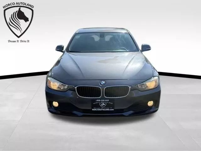 2015 BMW 3 Series 320i