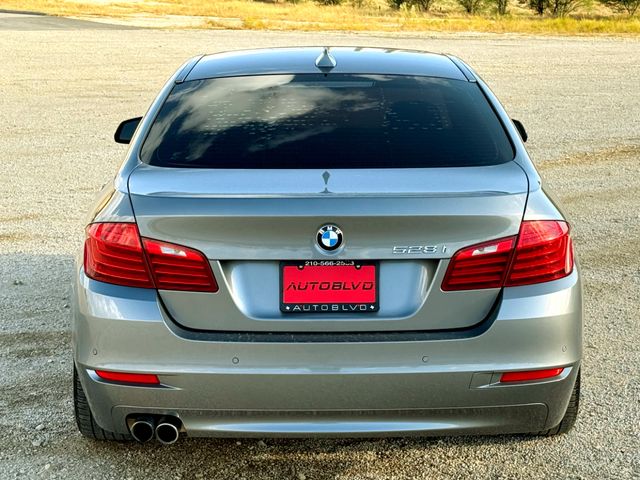 2015 BMW 5 Series 528i