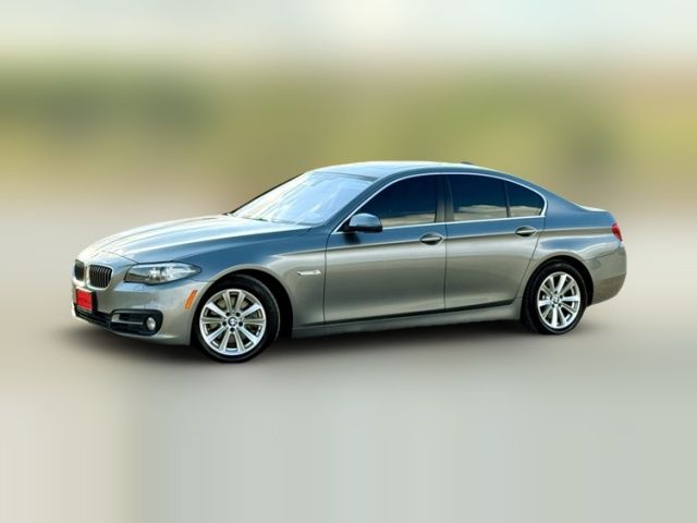 2015 BMW 5 Series 528i