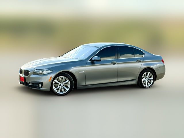 2015 BMW 5 Series 528i