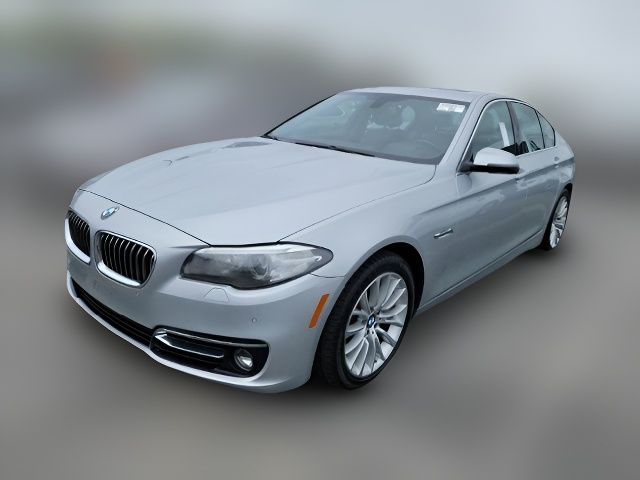 2015 BMW 5 Series 528i