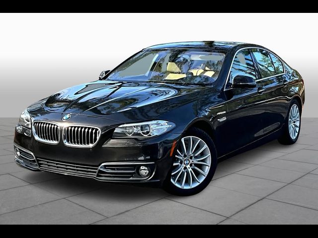 2015 BMW 5 Series 528i