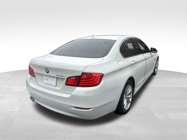 2015 BMW 5 Series 528i