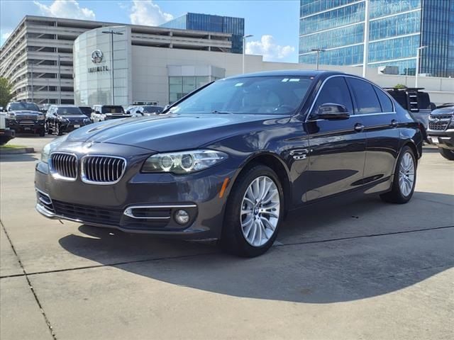 2015 BMW 5 Series 528i