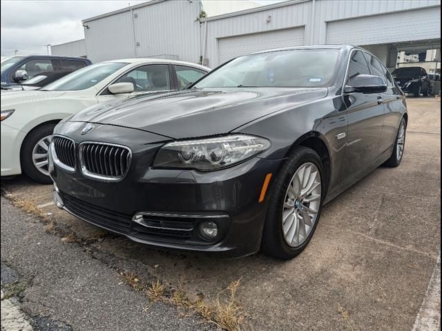 2015 BMW 5 Series 528i