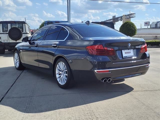 2015 BMW 5 Series 528i