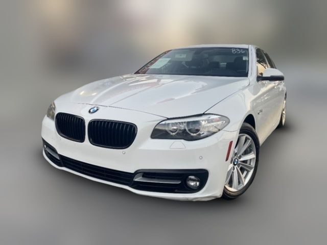 2015 BMW 5 Series 528i