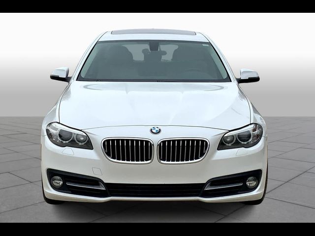 2015 BMW 5 Series 528i