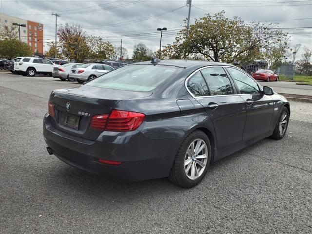 2015 BMW 5 Series 528i