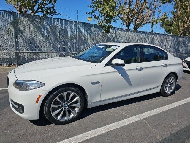 2015 BMW 5 Series 528i