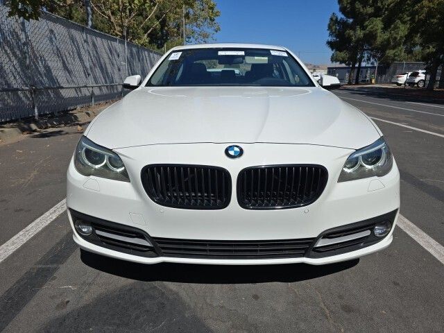 2015 BMW 5 Series 528i