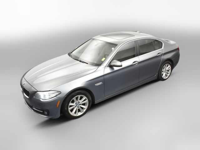 2015 BMW 5 Series 528i