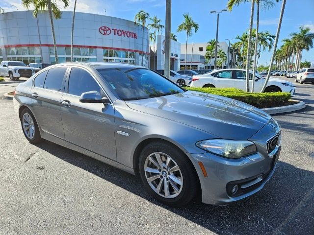 2015 BMW 5 Series 528i