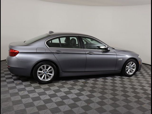 2015 BMW 5 Series 528i