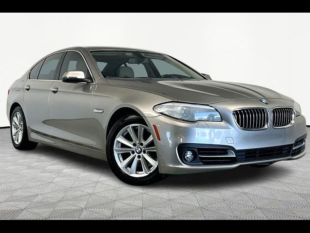 2015 BMW 5 Series 528i