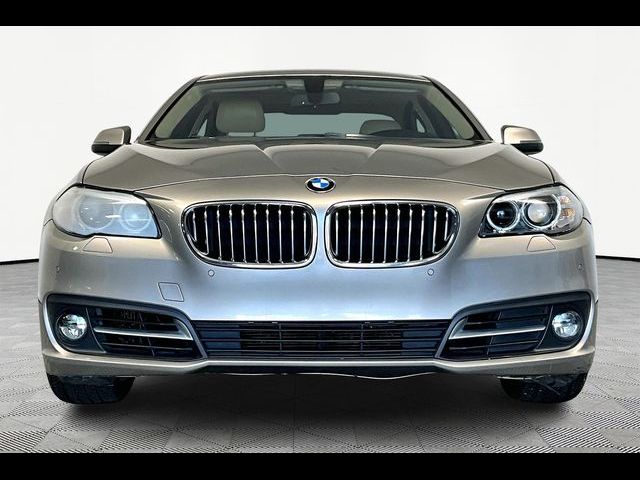 2015 BMW 5 Series 528i