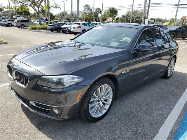 2015 BMW 5 Series 528i