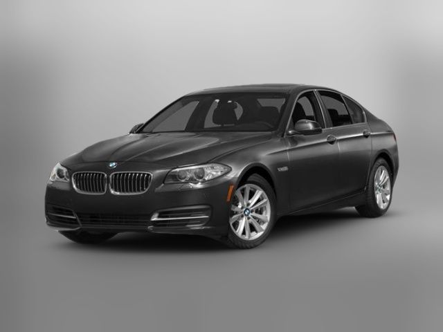 2015 BMW 5 Series 528i