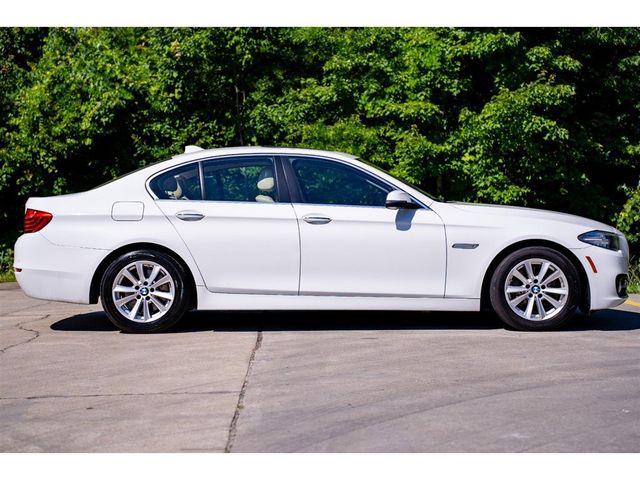 2015 BMW 5 Series 528i