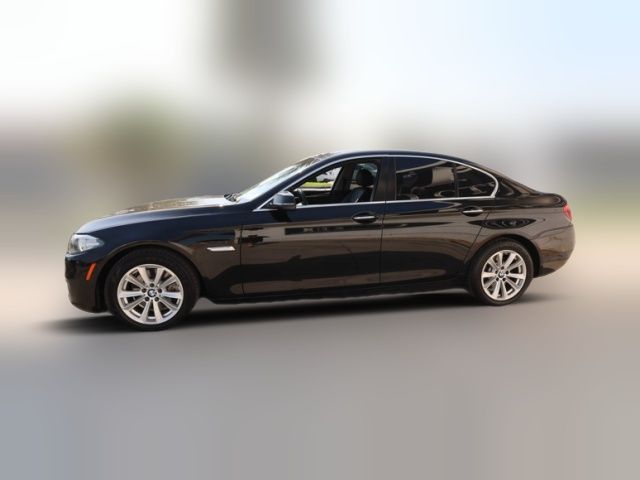 2015 BMW 5 Series 528i