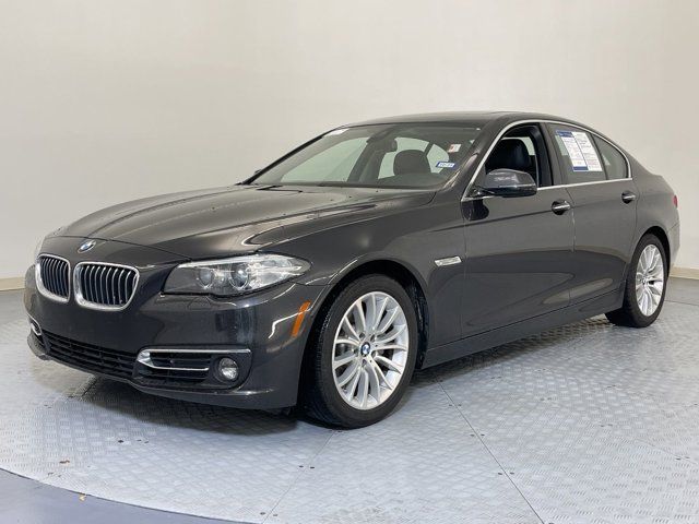 2015 BMW 5 Series 528i