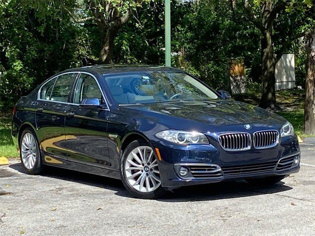 2015 BMW 5 Series 528i