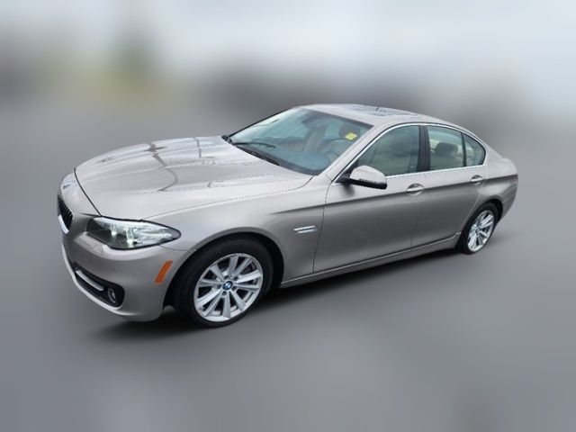 2015 BMW 5 Series 528i