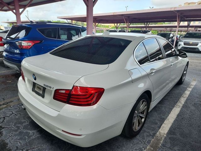 2015 BMW 5 Series 528i