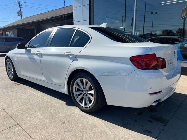 2015 BMW 5 Series 528i