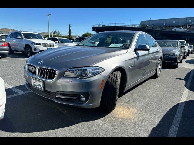 2015 BMW 5 Series 528i