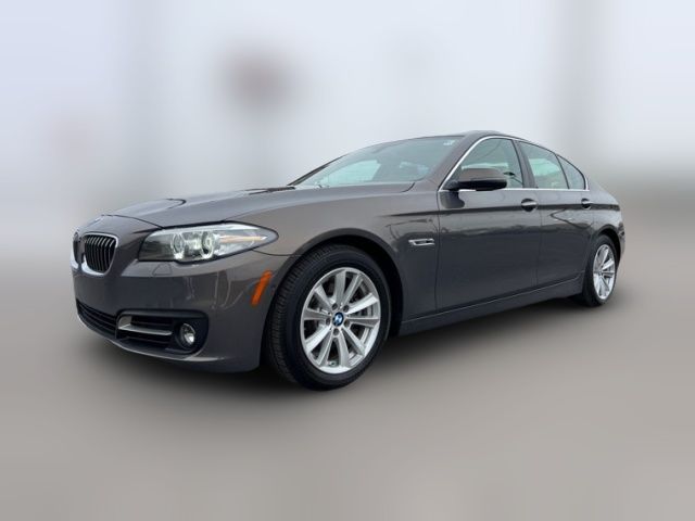 2015 BMW 5 Series 528i