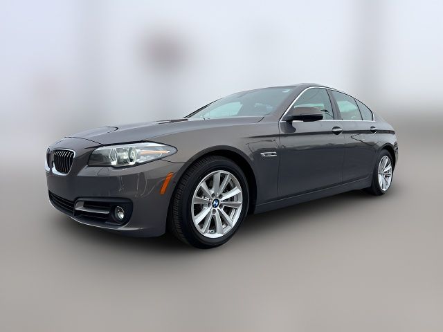 2015 BMW 5 Series 528i