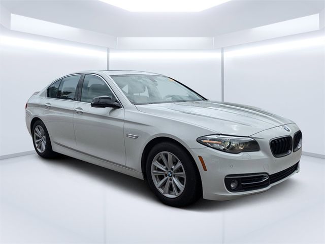 2015 BMW 5 Series 528i