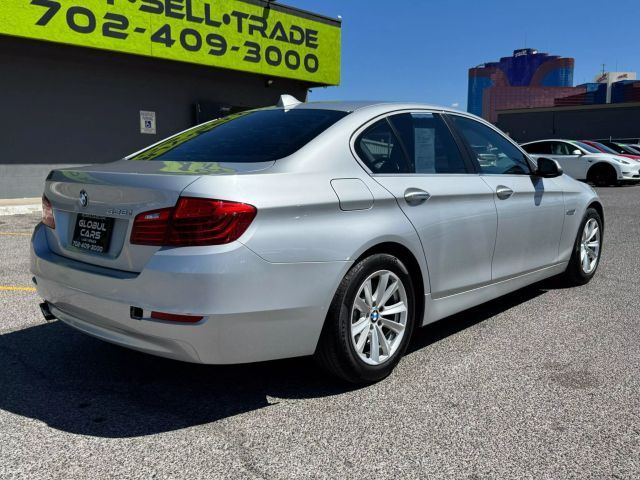 2015 BMW 5 Series 528i