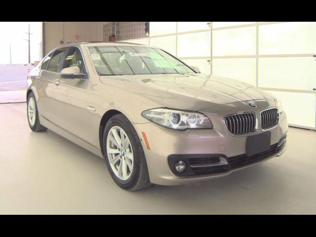 2015 BMW 5 Series 528i
