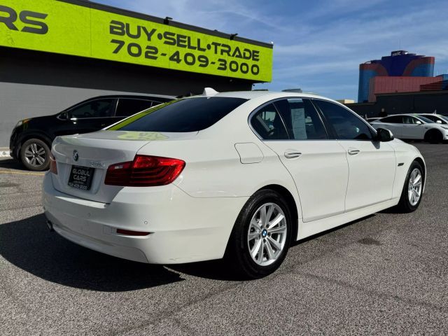 2015 BMW 5 Series 528i
