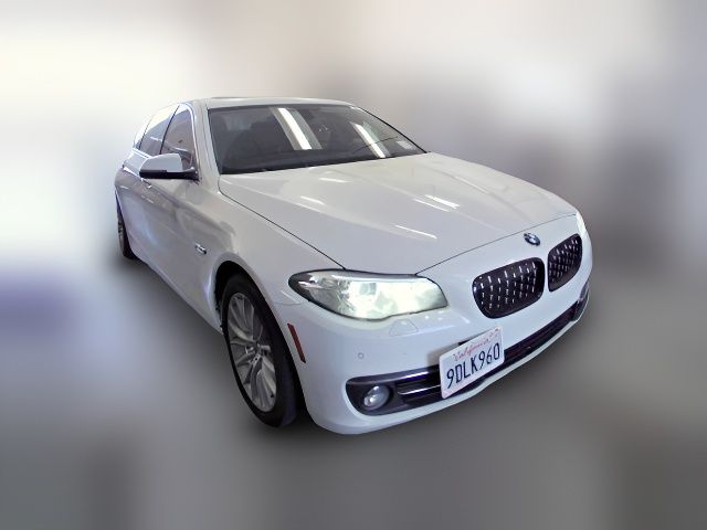 2015 BMW 5 Series 528i