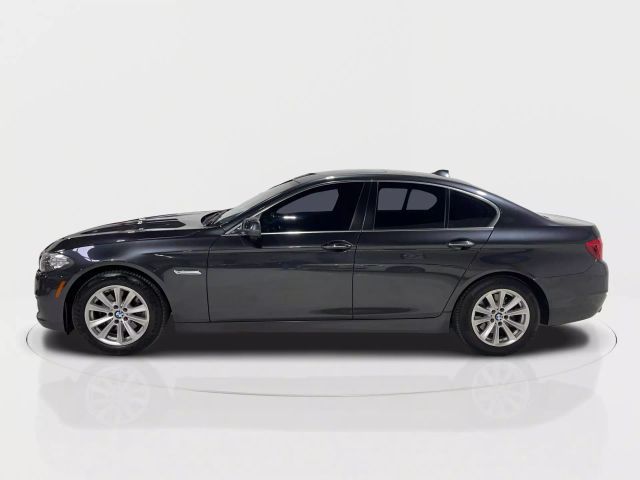 2015 BMW 5 Series 528i