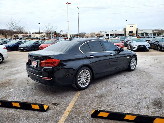 2015 BMW 5 Series 528i