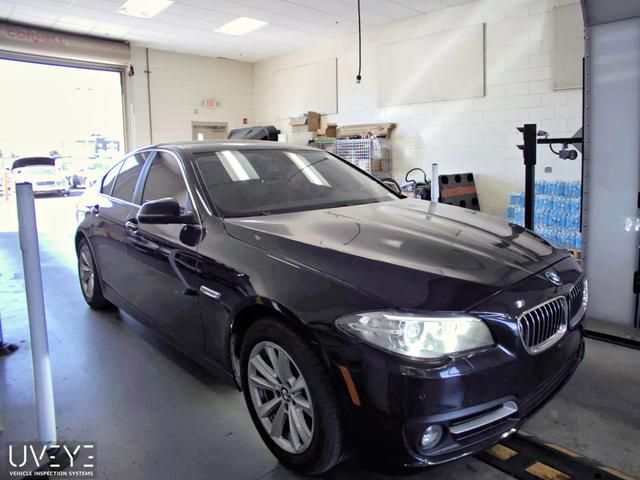 2015 BMW 5 Series 528i