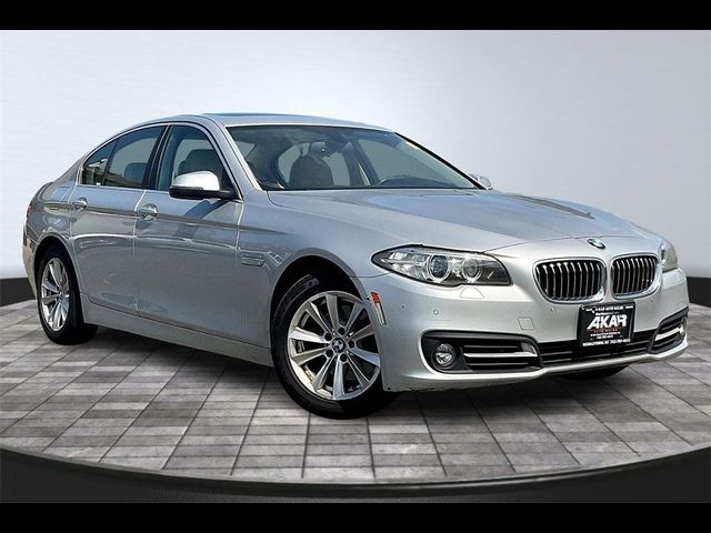 2015 BMW 5 Series 528i xDrive