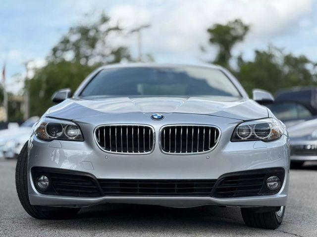 2015 BMW 5 Series 528i xDrive