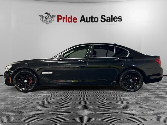 2015 BMW 7 Series 740i