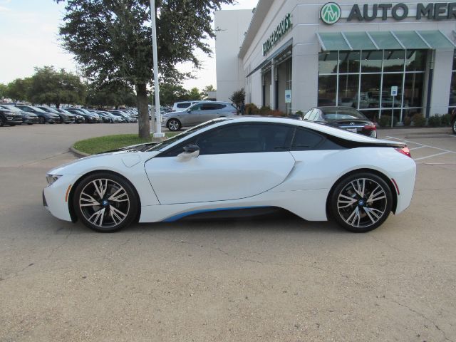 2015 BMW i8 Base