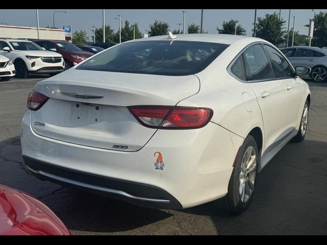 2015 Chrysler 200 Limited