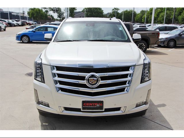 2015 Cadillac Escalade Luxury