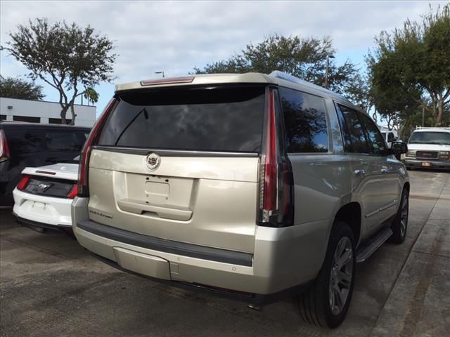 2015 Cadillac Escalade Luxury