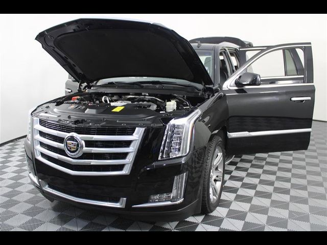 2015 Cadillac Escalade Luxury