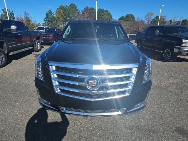 2015 Cadillac Escalade Luxury