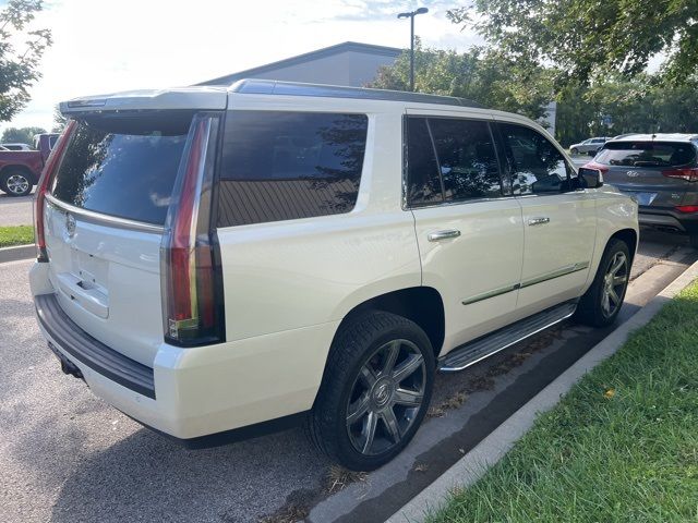 2015 Cadillac Escalade Luxury